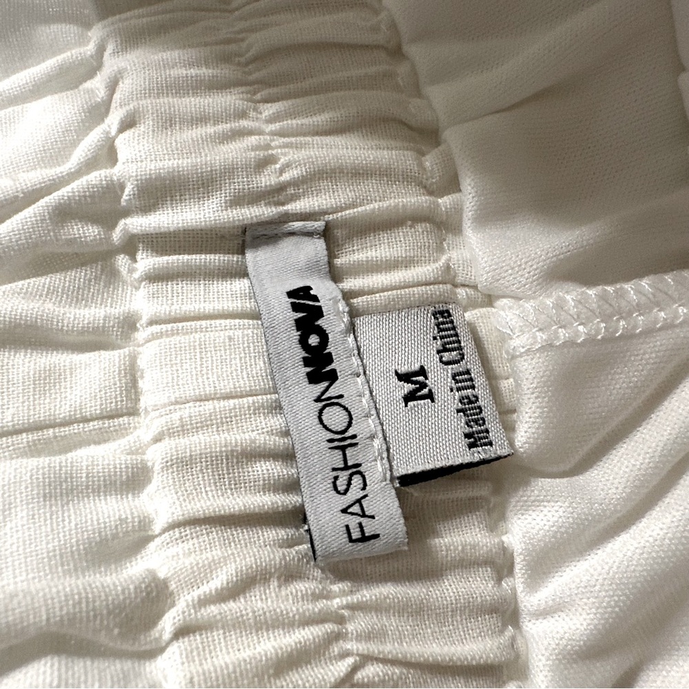 *Set* Fashion Nova, ‘Still Workin’, Women's White Belted Jacket and Shorts Set - Picture 9 of 16